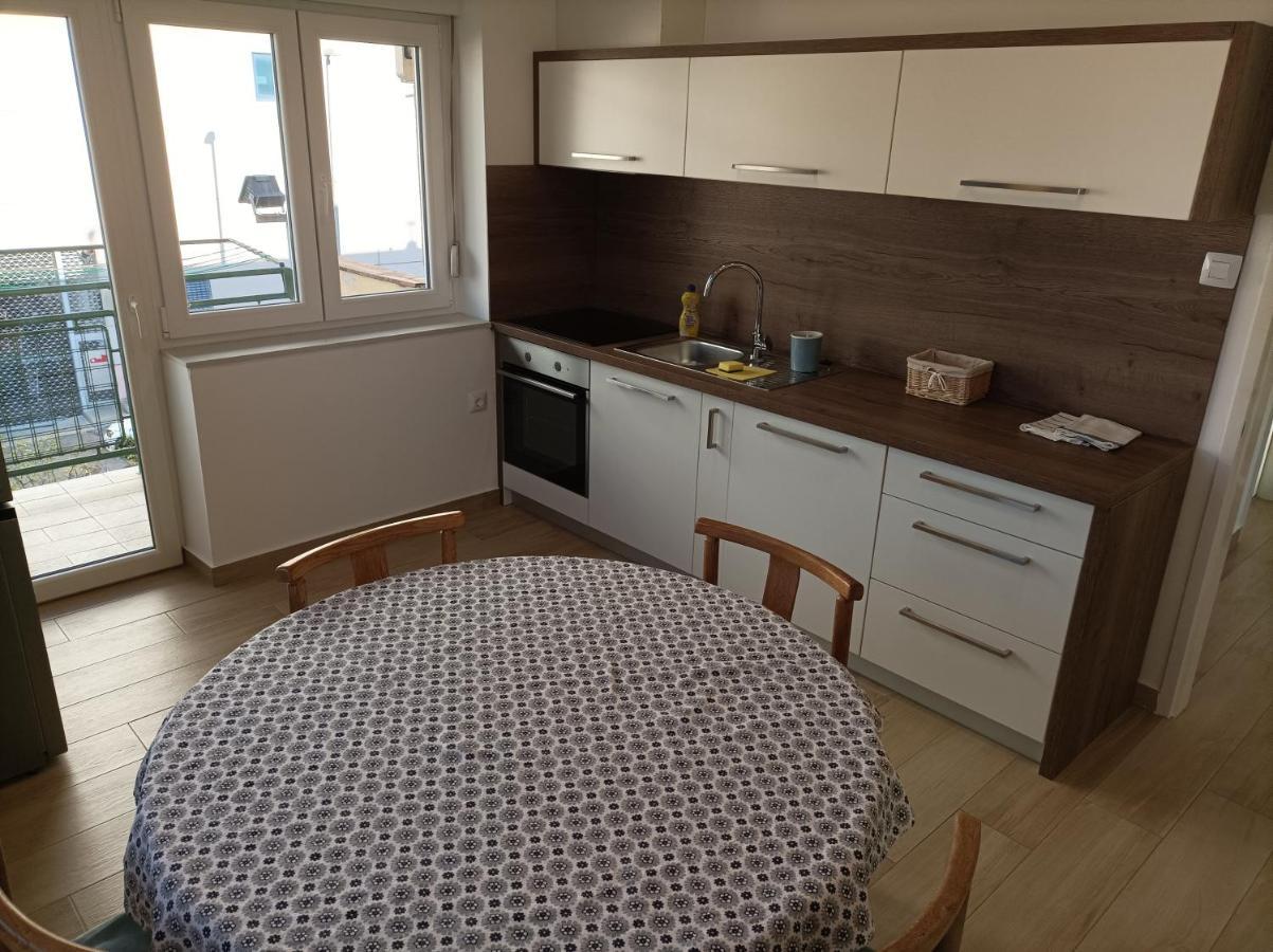 רייקה Apartman Pecine מראה חיצוני תמונה